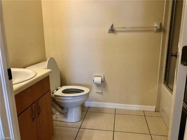 1101 Van Loon Commons CIR 205, Cape Coral, FL 33909