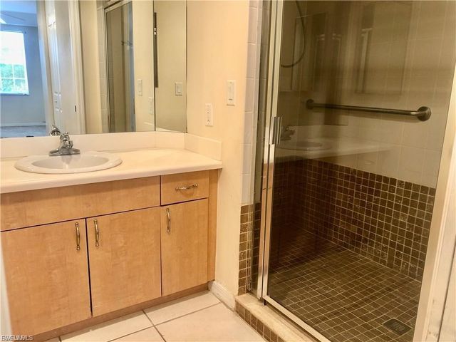1101 Van Loon Commons CIR 205, Cape Coral, FL 33909