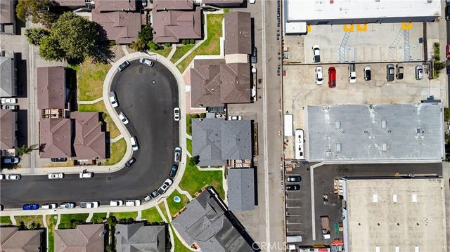 5571 Reno Circle, Huntington Beach, CA 92649