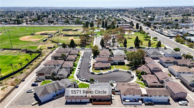 5571 Reno Circle, Huntington Beach, CA 92649