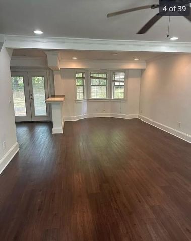 4931 Sugar Creek Drive, Sugar Hill, GA 30518
