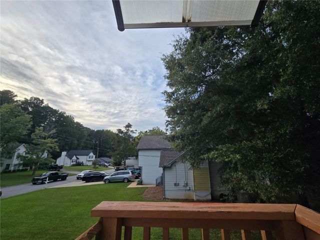 4931 Sugar Creek Drive, Sugar Hill, GA 30518