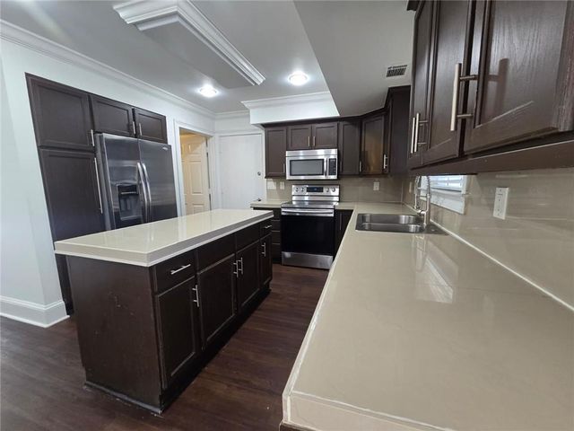4931 Sugar Creek Drive, Sugar Hill, GA 30518