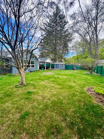 16 Beechwood Terrace, Poughkeepsie, NY 12601