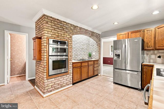 9 DERBY DR, Fredericksburg, VA 22405