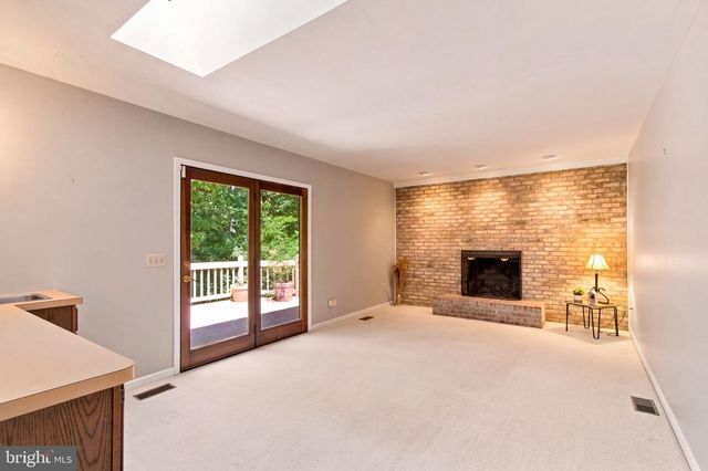 9 DERBY DR, Fredericksburg, VA 22405