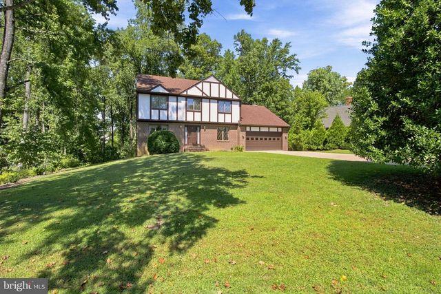 9 DERBY DR, Fredericksburg, VA 22405