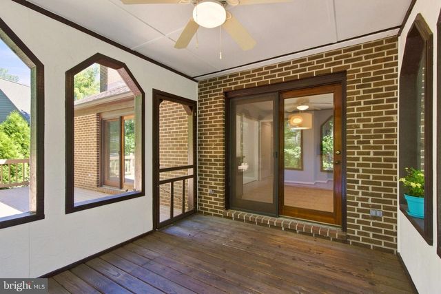 9 DERBY DR, Fredericksburg, VA 22405