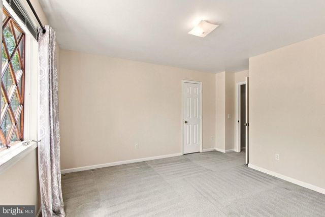 9 DERBY DR, Fredericksburg, VA 22405