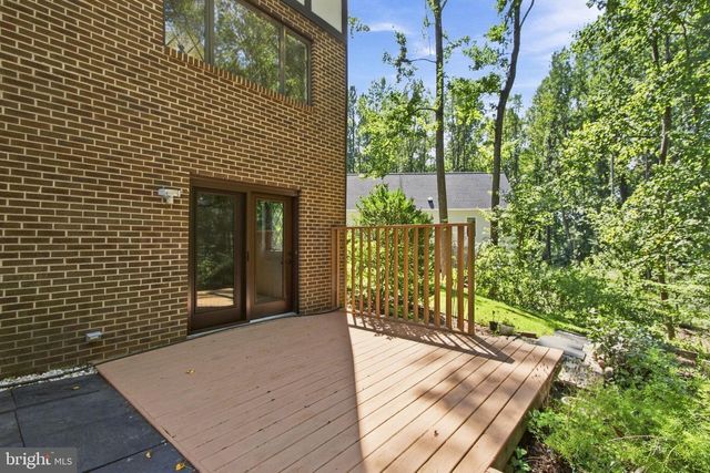 9 DERBY DR, Fredericksburg, VA 22405