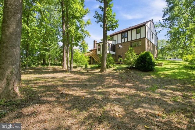 9 DERBY DR, Fredericksburg, VA 22405