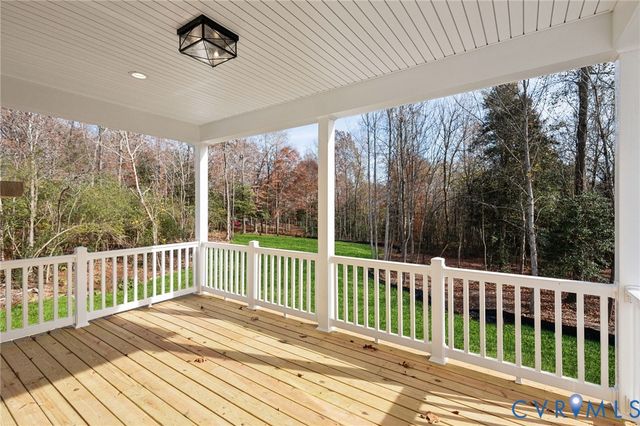 9099 River Bridge Dr, Quinton, VA 23141