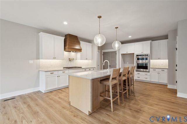 9099 River Bridge Dr, Quinton, VA 23141