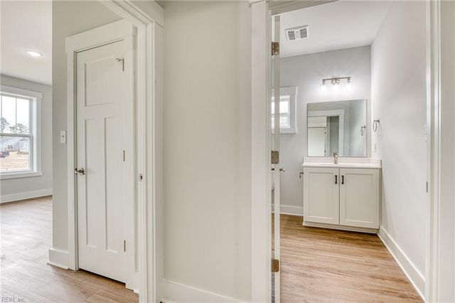 1216 Hitchens LN, Williamsburg, VA 23188