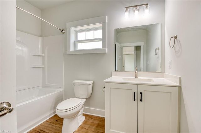 1216 Hitchens LN, Williamsburg, VA 23188