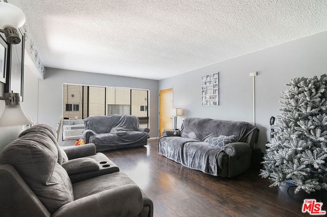 333 S Serrano Avenue 5, Los Angeles, CA 90020