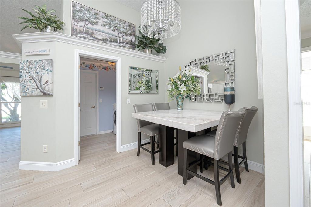 Image 18 of property listing at 12845 FORESTEDGE CIRCLE, Orlando, FL 32828