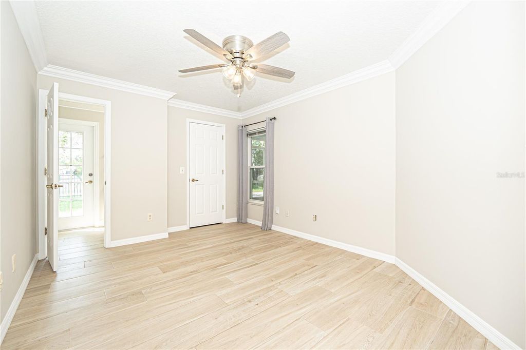 Image 26 of property listing at 12845 FORESTEDGE CIRCLE, Orlando, FL 32828