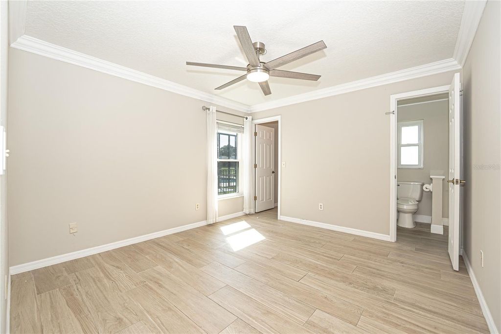 Image 30 of property listing at 12845 FORESTEDGE CIRCLE, Orlando, FL 32828