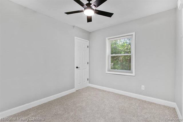 15460 Auburn Street, Detroit, MI 48223