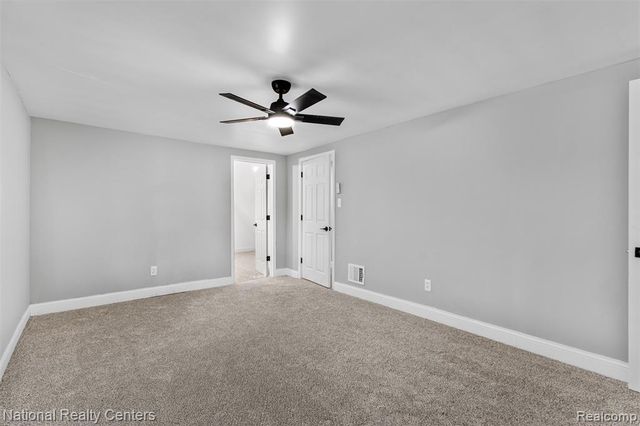 15460 Auburn Street, Detroit, MI 48223