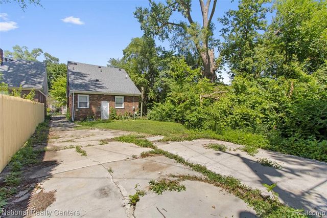 15460 Auburn Street, Detroit, MI 48223