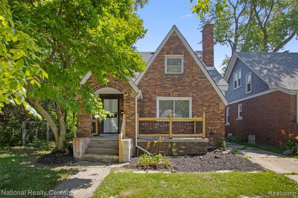 15460 Auburn Street, Detroit, MI 48223