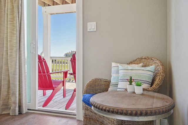 25114 Sausalito Drive, Galveston, TX 77554