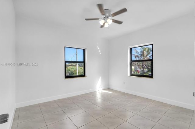 130 SW 31st Ct 3, Miami, FL 33135