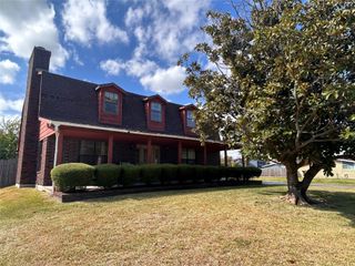 3902 Marlin Lane, La Porte, TX 77571