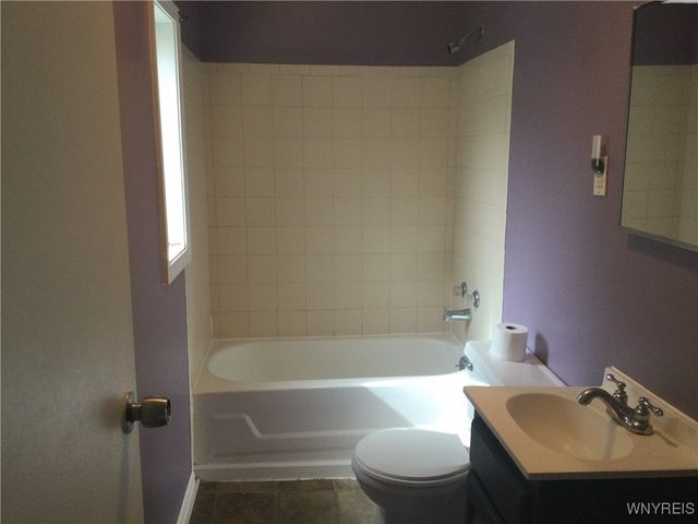 61 York Street, Buffalo, NY 14213