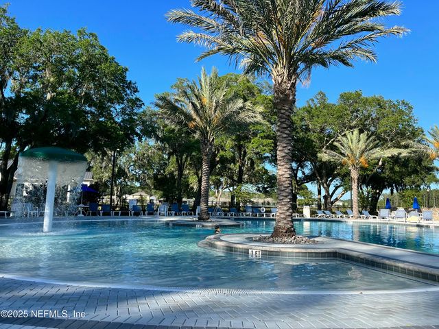 22 MYRTLE OAK Court, St. Augustine, FL 32092