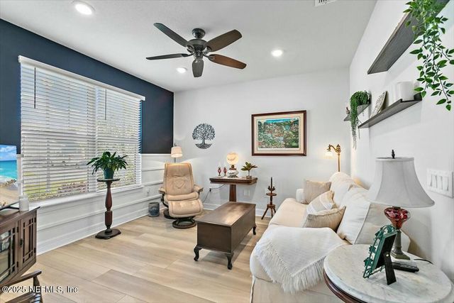 22 MYRTLE OAK Court, St. Augustine, FL 32092