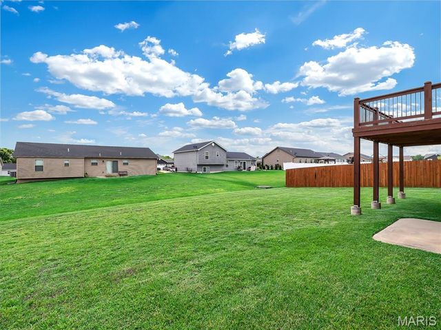 408 Split Rail Drive, Wright City, MO 63390