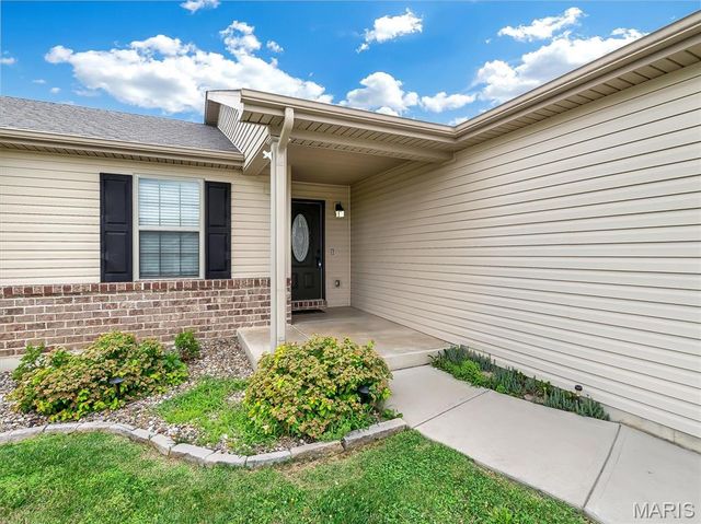 408 Split Rail Drive, Wright City, MO 63390