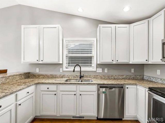 408 Split Rail Drive, Wright City, MO 63390
