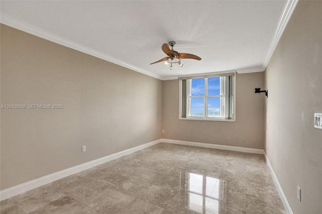 500 Bayview Dr PH20, Sunny Isles Beach, FL 33160