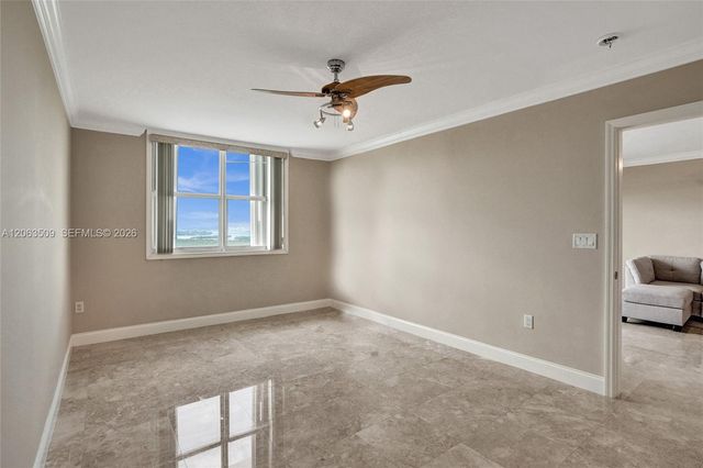 500 Bayview Dr PH20, Sunny Isles Beach, FL 33160