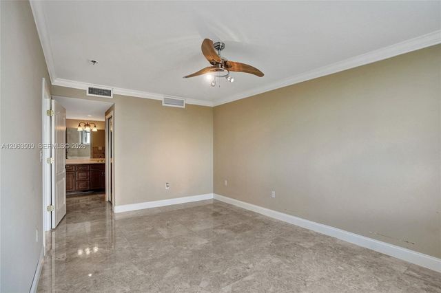 500 Bayview Dr PH20, Sunny Isles Beach, FL 33160