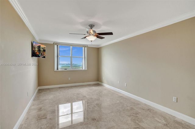 500 Bayview Dr PH20, Sunny Isles Beach, FL 33160