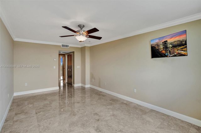 500 Bayview Dr PH20, Sunny Isles Beach, FL 33160