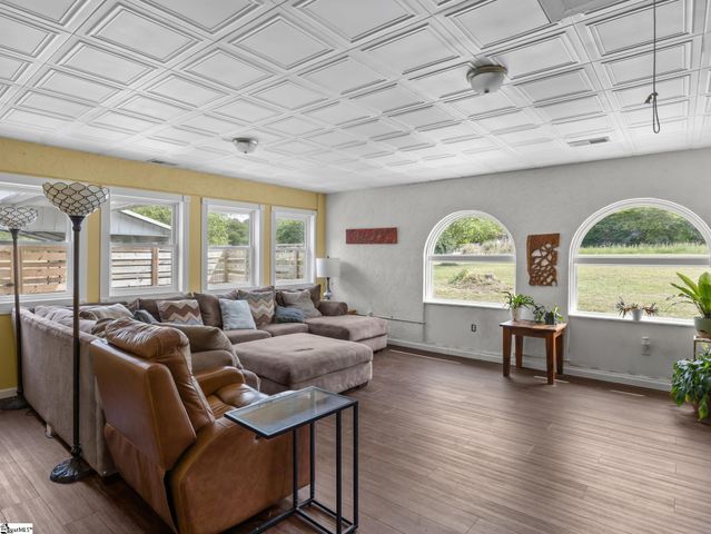 263 Flat Rock Road, Liberty, SC 29657