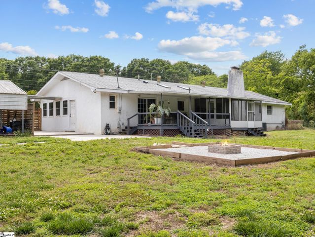 263 Flat Rock Road, Liberty, SC 29657