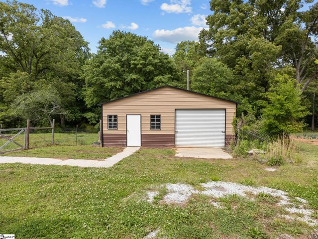 263 Flat Rock Road, Liberty, SC 29657