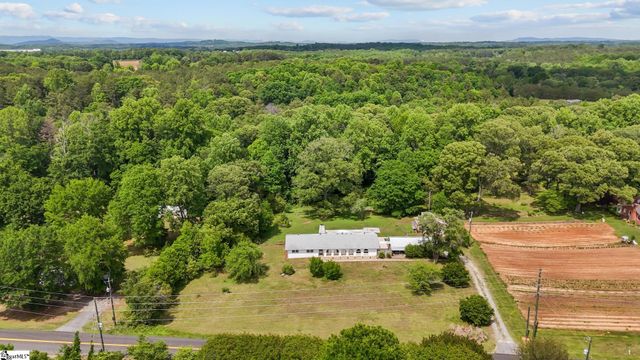 263 Flat Rock Road, Liberty, SC 29657