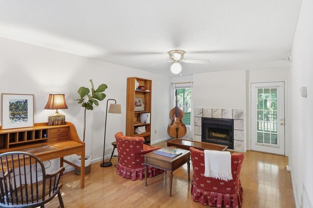 36 Manor Boulevard, Hanahan, SC 29410