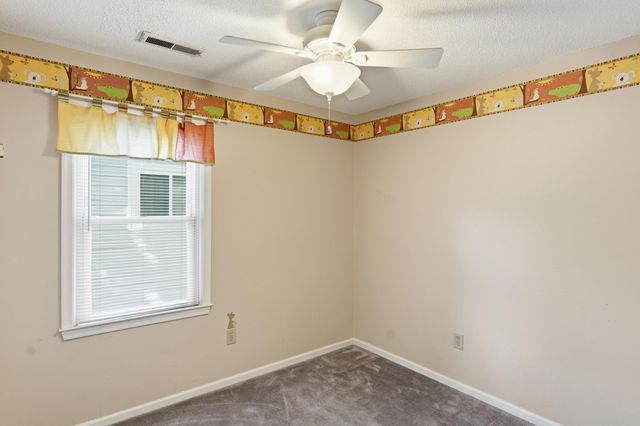 36 Manor Boulevard, Hanahan, SC 29410