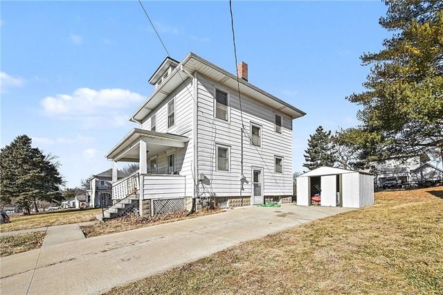 421 W COOPER Street, Maryville, MO 64468