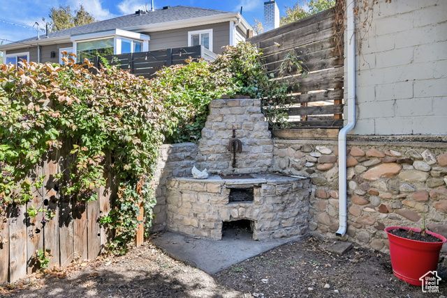 928 S 1500 ST, Salt Lake City, UT 84105