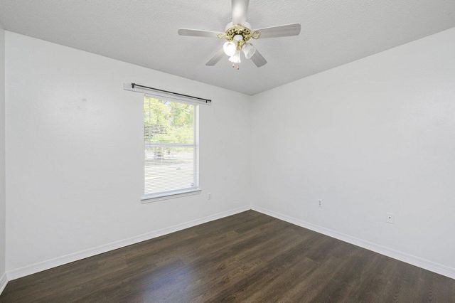 386 Brackin Street, Crestview, FL 32539